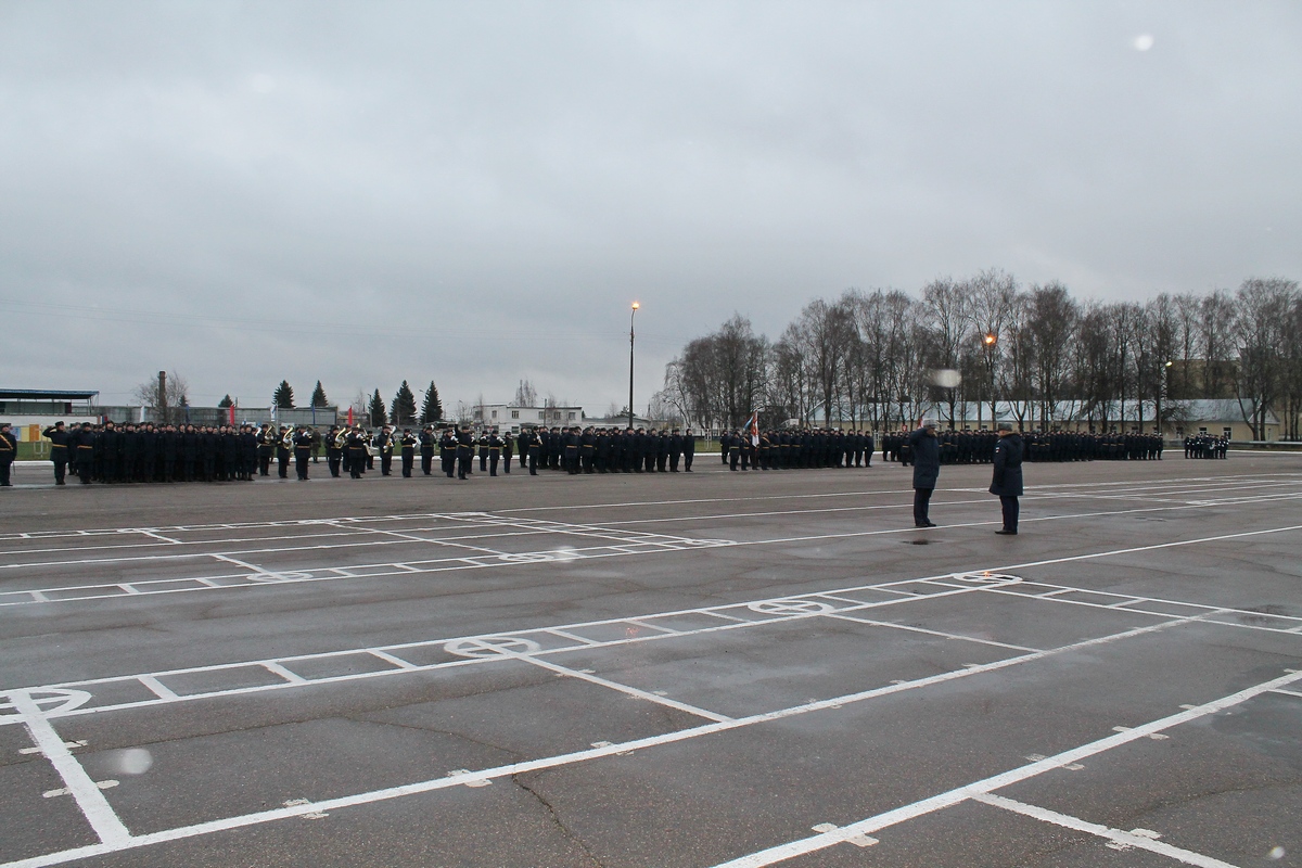 Столетие отметил 1140-й гвардейский артиллерийский полк 76-й дивизии -  Новости - Официальный сайт Псковской городской Думы