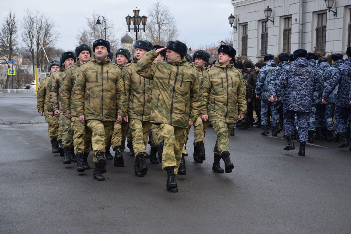 В Пскове прошёл гарнизонный развод подразделений Управления Росгвардии по  Псковской области - Новости - Официальный сайт Псковской городской Думы