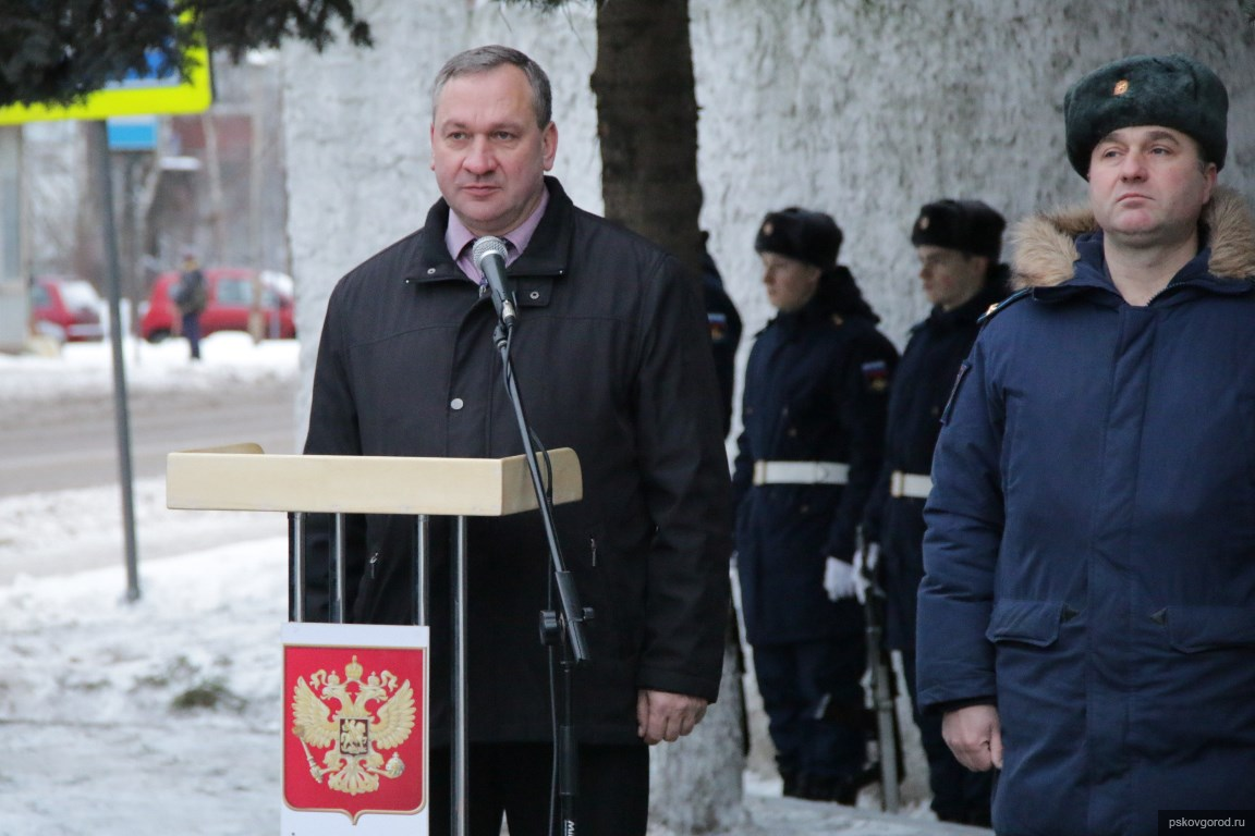 В Пскове почтили память генерала армии Василия Маргелова - Новости -  Официальный сайт Псковской городской Думы