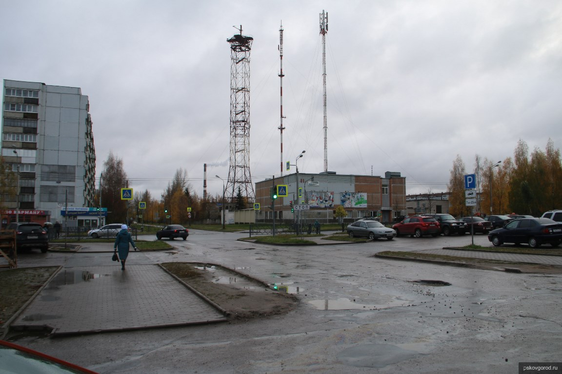 Городской торг. Европарк Псков. Европарка Псков. Свежее фото Европарка Псков.