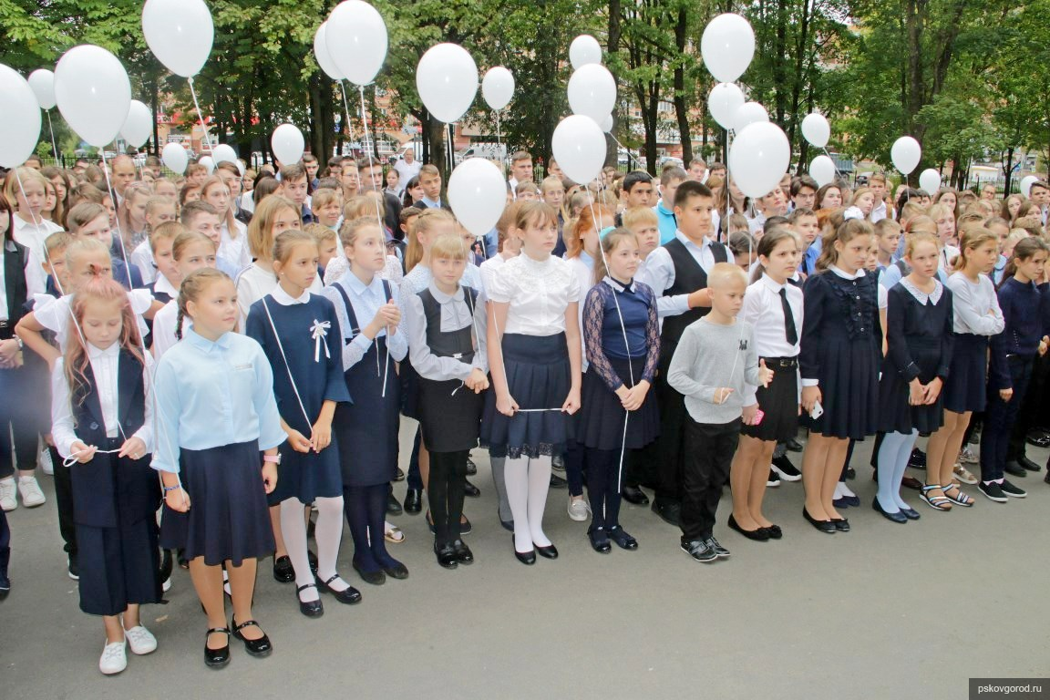 В Пскове прошел митинг, посвященный памяти жертв Беслана - Новости -  Официальный сайт Псковской городской Думы